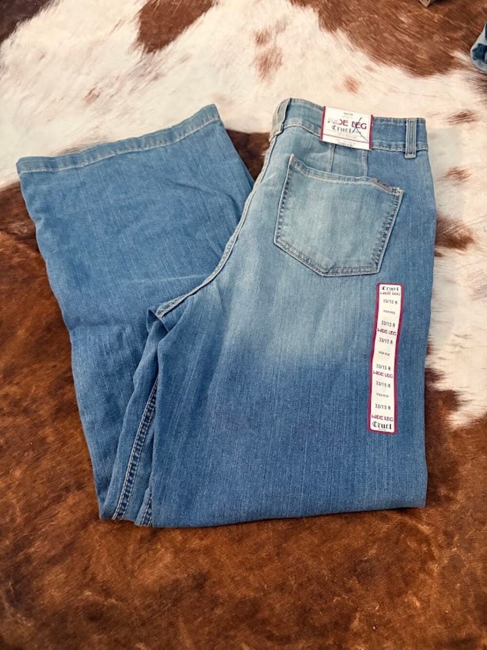 Cruel Denim Ladies Wide Leg Light Stonewash Jeans Size 33/15R